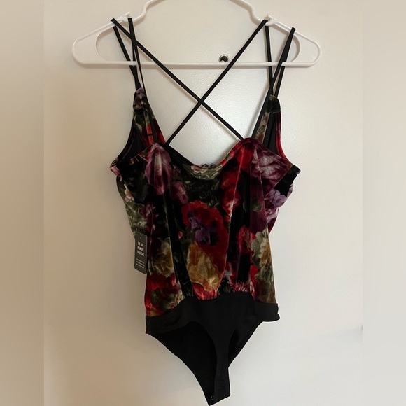 Bodysuit - Picture 2 of 5